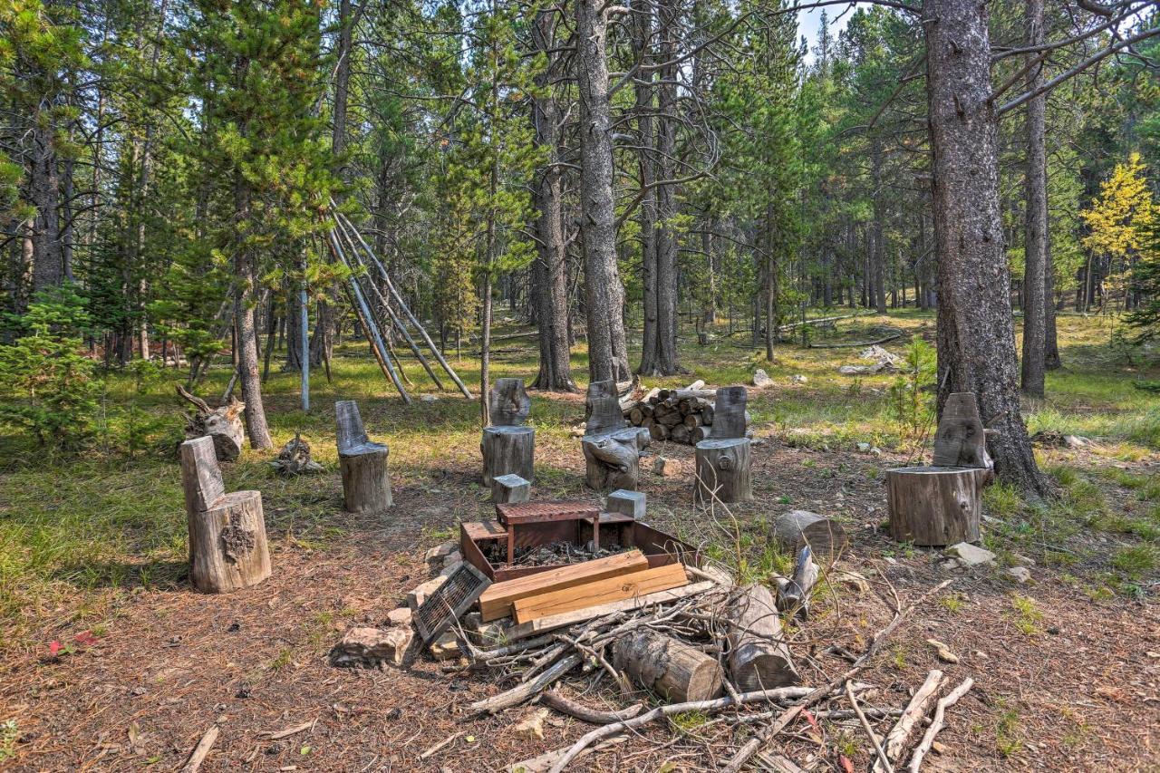 Secluded Casper Mtn Cabin Fire Pit, 12 Mi To Town Crimson Dawn Exterior photo